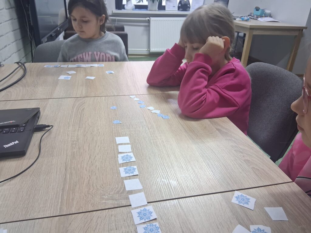 Sekwencje-ukladanie i odwzorowanie ułożonego wzoru